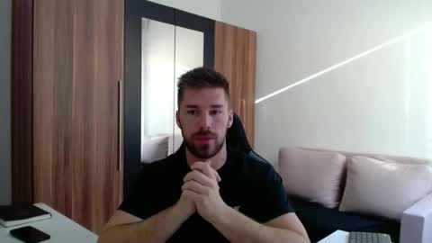 darius_94 online show from 05/06/26, 05:03