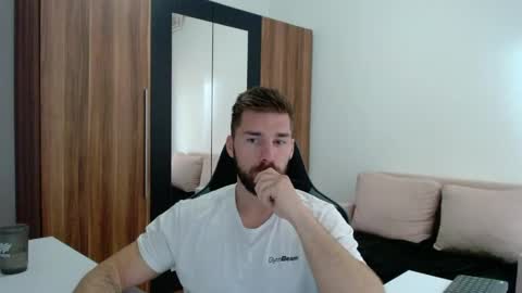 darius_94 online show from 06/07/26, 05:33