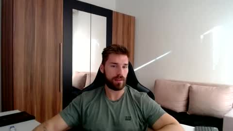 darius_94 online show from 06/23/26, 05:16