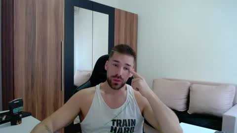 darius_94 online show from 06/28/26, 04:29