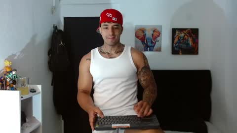 Darius Phoenix  online show from 05/12/26, 06:38