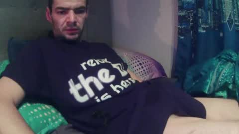 Snapshot of dark377 chatting on 12/28/24, 06:39 dark377 online show from 12/28/24, 06:39