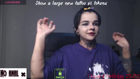 Snapshot of dark__elf chatting on 02/23/25, 10:09 Anessa online show from 02/23/25, 10:09