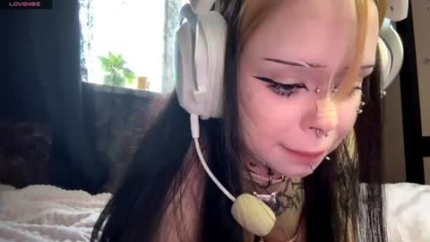 Snapshot of dark_aangel chatting on 06/20/26, 11:46 Dark angel online show from 06/20/26, 11:46