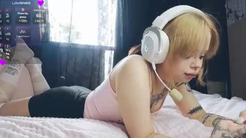 Snapshot of dark_aangel chatting on 06/28/26, 12:00 Dark angel online show from 06/28/26, 12:00