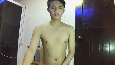 Snapshot of dark_angel69x chatting on 09/27/25, 02:49 Guile online show from 09/27/25, 02:49