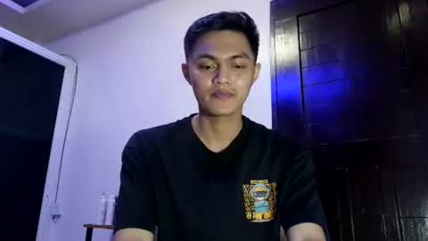 Snapshot of dark_angel69x chatting on 04/02/26, 01:14 Guile online show from 04/02/26, 01:14