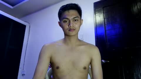 Snapshot of dark_angel69x chatting on 04/04/26, 12:35 Guile online show from 04/04/26, 12:35