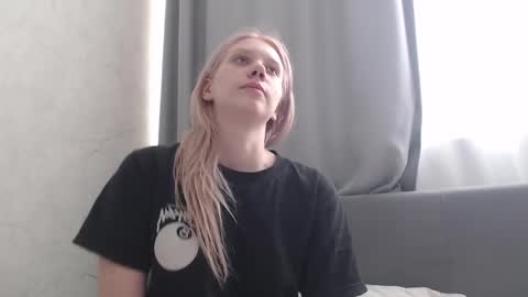 Snapshot of dark_cherie chatting on 04/13/26, 08:53 dark cherie stacy online show from 04/13/26, 08:53