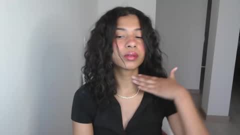 Sofia online show from 12/21/24, 10:40