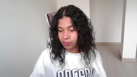 Sofia online show from 01/19/25, 10:28