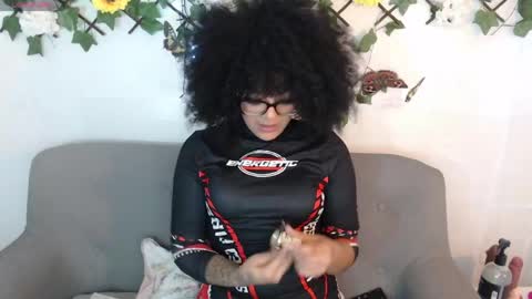dark_flama online show from 05/11/26, 01:22