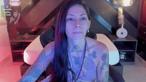 M I K A E L A online show from 06/08/26, 11:43