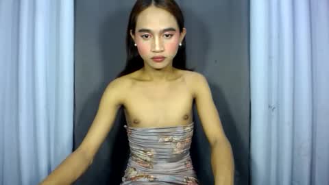 LIANNA online show from 12/17/25, 03:23