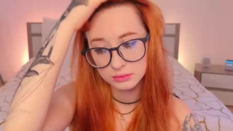 Lola online show from 06/18/26, 01:50