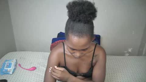 Snapshot of dark_lovly chatting on 02/28/26, 05:14 dark_lovly online show from 02/28/26, 05:14