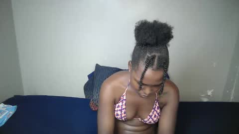 Snapshot of dark_lovly chatting on 03/02/26, 07:15 dark_lovly online show from 03/02/26, 07:15