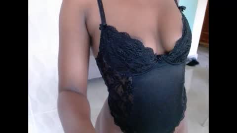 Snapshot of dark_qween chatting on 03/05/25, 03:18 dark_qween online show from 03/05/25, 03:18