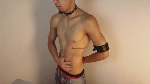 Snapshot of dark_rosse1 chatting on 01/18/26, 01:09 rosse online show from 01/18/26, 01:09