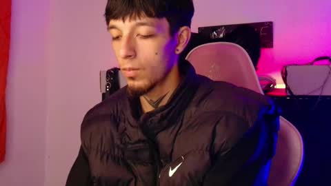 Snapshot of dark_rosse1 chatting on 02/17/26, 03:25 rosse online show from 02/17/26, 03:25