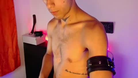 Snapshot of dark_rosse1 chatting on 03/01/26, 03:52 rosse online show from 03/01/26, 03:52