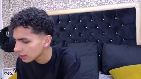 dark_sultan online show from 02/18/26, 01:12