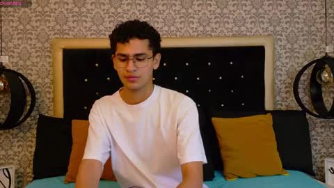 dark_sultan online show from 03/18/26, 08:45