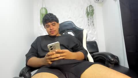 darkalphax01 online show from 03/12/26, 06:03