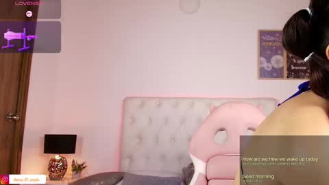 Snapshot of darkangelx_ chatting on 09/28/25, 04:12 Angel Darcy online show from 09/28/25, 04:12