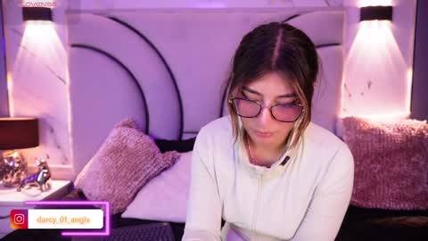 Angel Darcy  online show from 06/08/26, 11:27