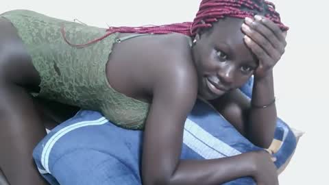 Snapshot of darkcrave57 chatting on 03/05/26, 08:32 Minas online show from 03/05/26, 08:32