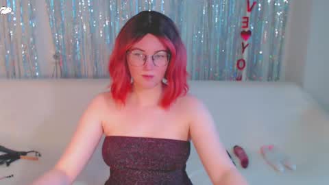 Kelly online show from 02/09/25, 05:40