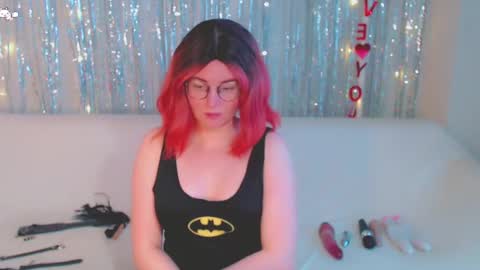 Kelly online show from 02/10/25, 05:47