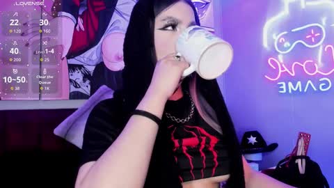 Snapshot of darki_shine_ chatting on 09/30/25, 03:17 cleitlin vinson online show from 09/30/25, 03:17