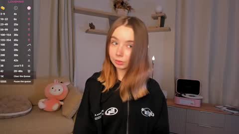 Elizabeth online show from 09/11/25, 07:14