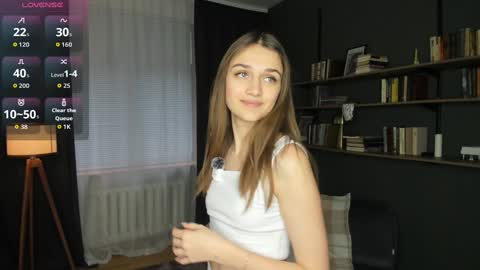 Elizabeth online show from 12/16/25, 08:52