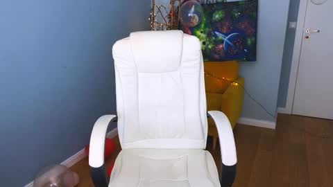 Snapshot of darkmoon____ chatting on 02/24/25, 09:31 darkmoon____ online show from 02/24/25, 09:31