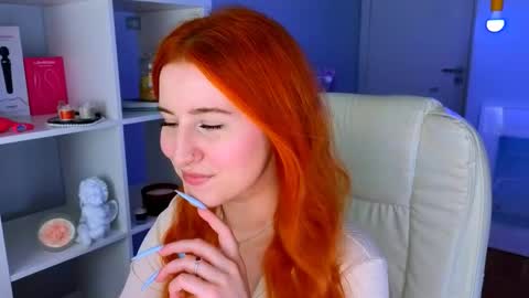 Snapshot of darkmoon____ chatting on 01/15/26, 02:05 darkmoon____ online show from 01/15/26, 02:05