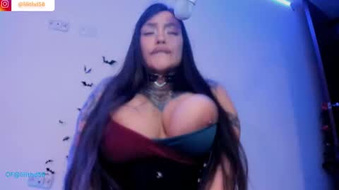 darknes_lilith18 online show from 02/13/25, 02:23