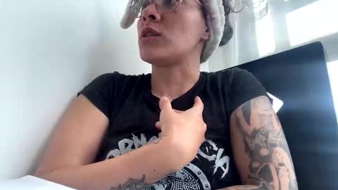 Darkness online show from 10/31/25, 04:08