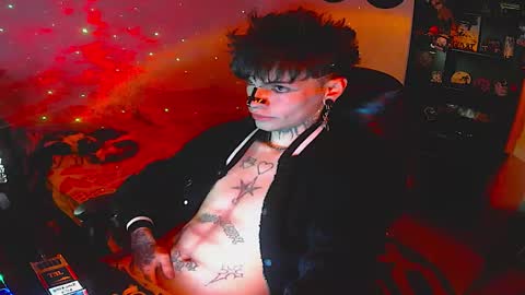   online show from 10/17/25, 07:55