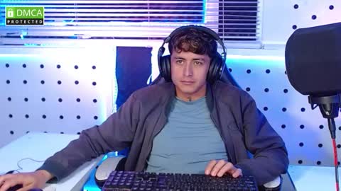 DARKO0717 online show from 10/12/25, 04:39