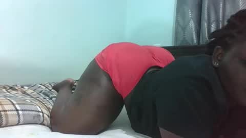 Snapshot of darksexydes8 chatting on 01/08/26, 08:00 DESMA online show from 01/08/26, 08:00