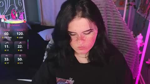 Snapshot of darksh1ne chatting on 11/10/25, 05:39 Shine online show from 11/10/25, 05:39