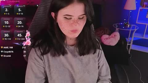 Snapshot of darksh1ne chatting on 01/13/26, 10:26 Shine online show from 01/13/26, 10:26