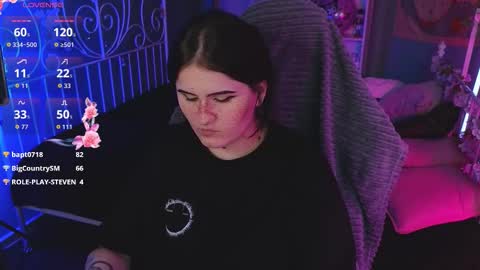 Snapshot of darksh1ne chatting on 01/17/26, 09:18 Shine online show from 01/17/26, 09:18