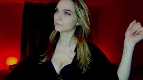 roseredgoddess online show from 01/05/25, 03:11
