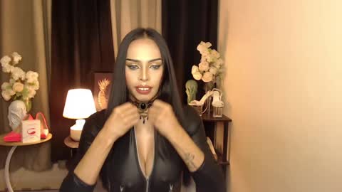 HAPPY BIRTHDAY MISTRESS MADRIANA online show from 01/14/25, 07:27