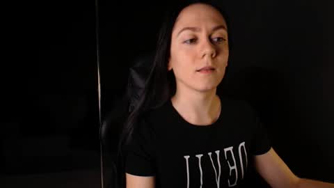 darkspark_ online show from 10/27/25, 08:18