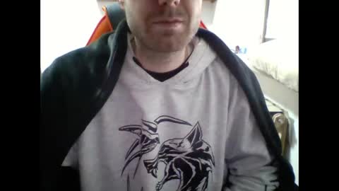 Snapshot of darkv88 chatting on 01/31/25, 09:37 Darkv88 online show from 01/31/25, 09:37